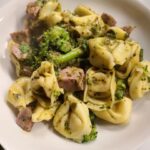15 minute dinner 

Cheese tortellini, sausage, broccoli, and pesto 

Literally s…