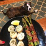 Bacon-wrapped asparagus bundles and scallops for dinner tonight! I feel like I’m…