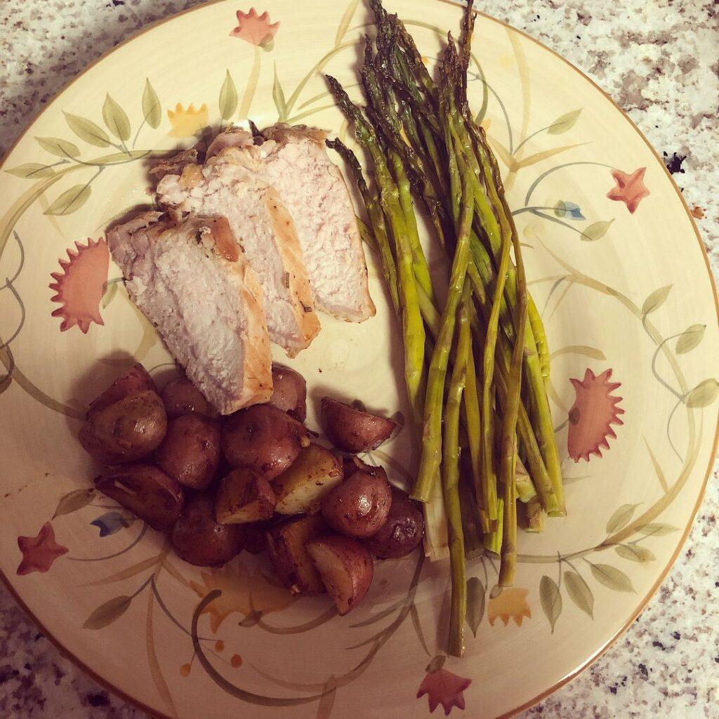 Been craving this meal for awhile… Pork tenderloin with seasoned red potatoes …