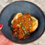 Chili-stuffed potatoes are the PERFECT meal for a chilly night. Hearty, comforti…