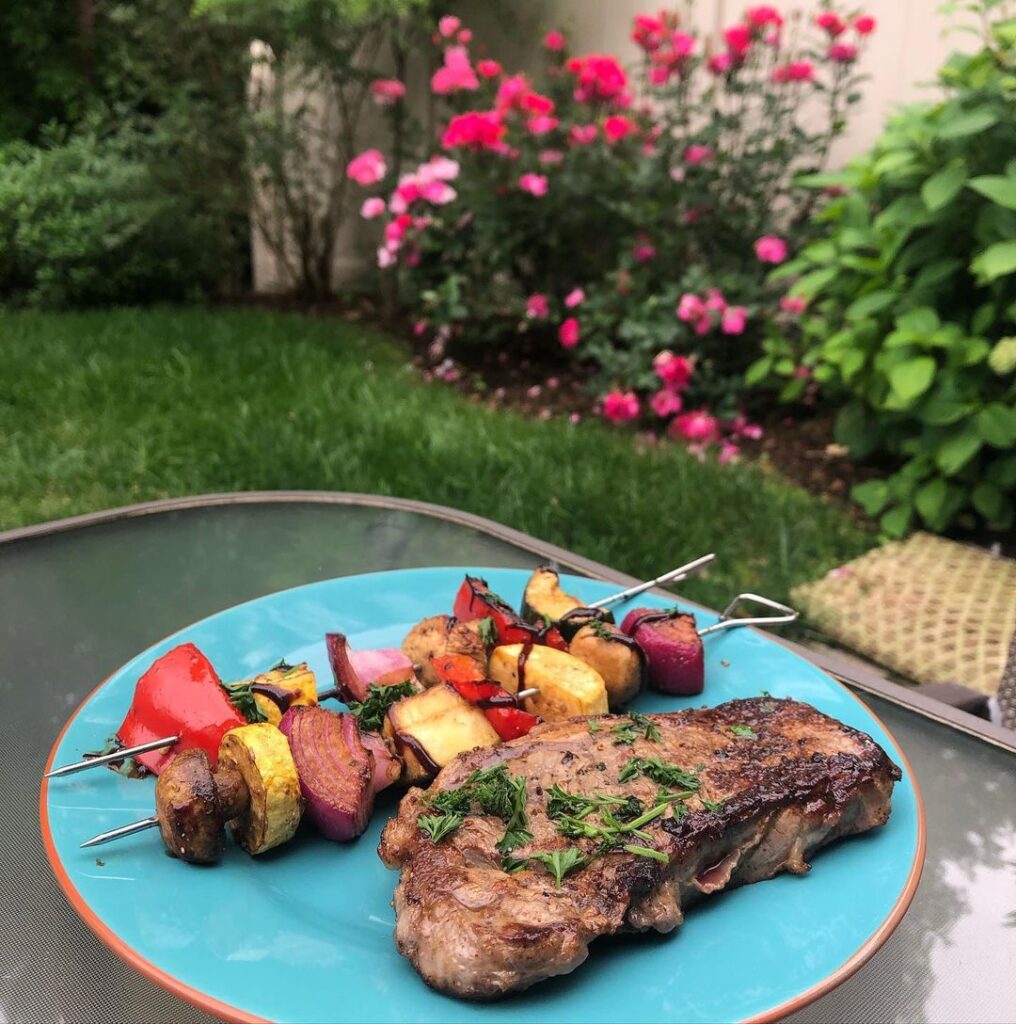 Memorial Day weekend eats!   While cast-iron/broiling isn’t how I imagined makin…