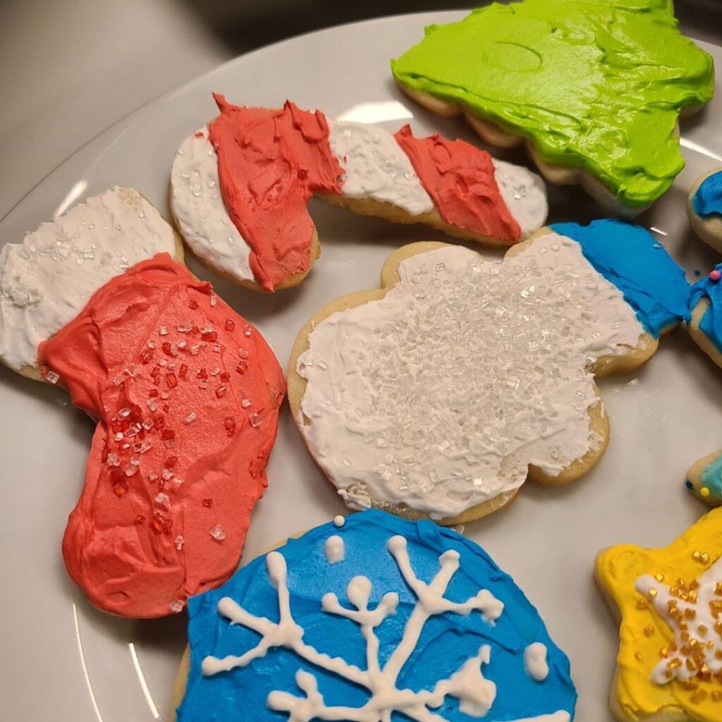 Sugar cookies 

Used the Joy of Cooking recipe for the cookies 

Frosting was ma…
