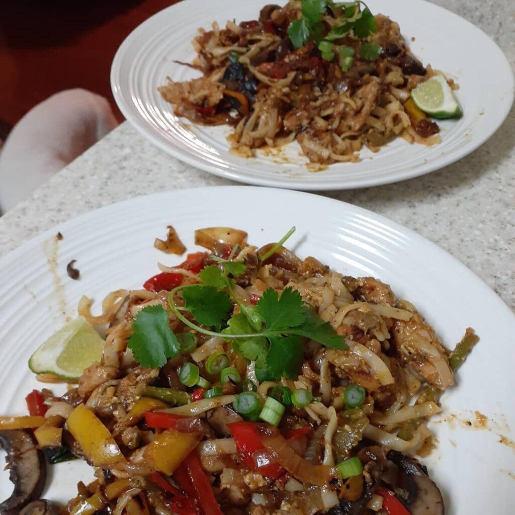 Tried my hand at Homemade pad thai 

I’ll keep working at it. Recipes and sugges…